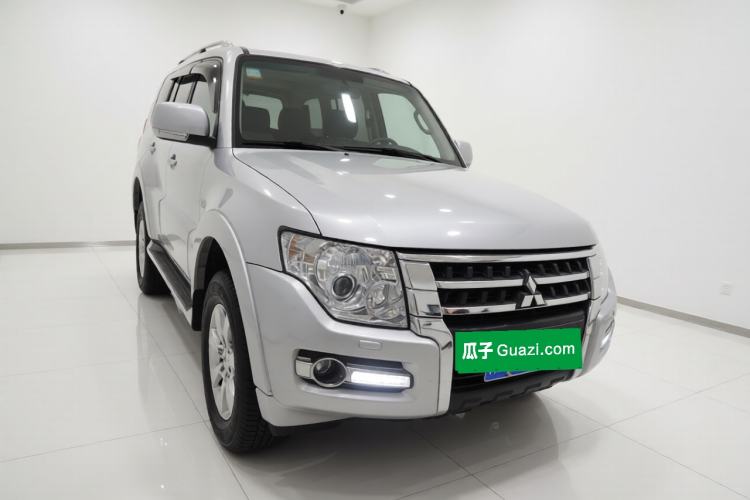 Used Mitsubishi Pajero 2019 3.0L Automatic Comfort Edition
