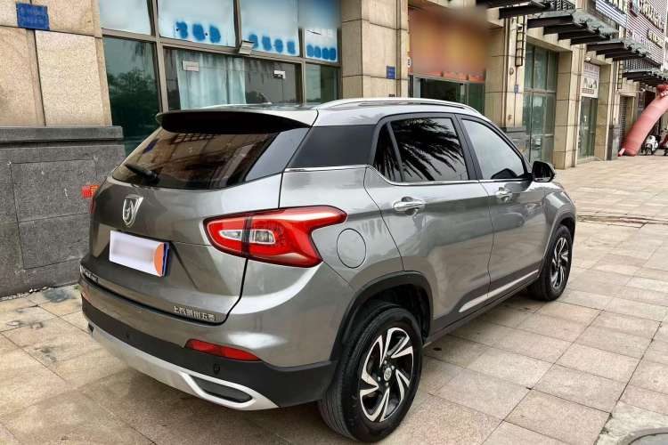 Used Baojun 510 2017 1.5L Automatic Fashion Model
