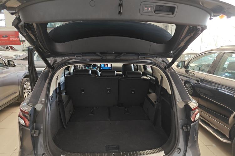 Used BYD Tang 2019 2.0T Automatic SmartConnect Luxury 7-Seater China VI Standard