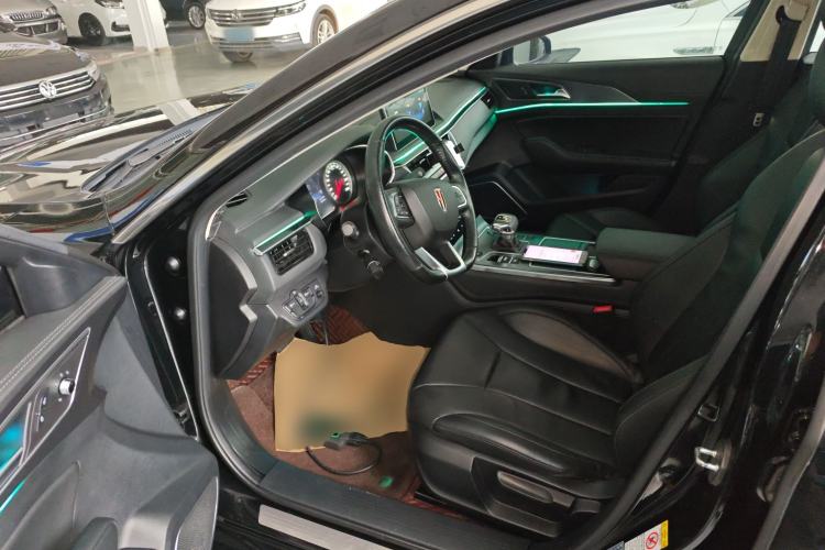 Used Hongqi H5 2022 Classic Model Facelift 1.5T DCT Qiyun Edition
