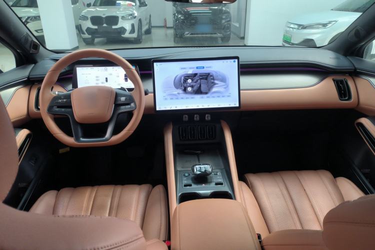 Used BYD Song L EV 2025 Intelligent Driving Version 662 km LiDAR Excellence Edition Center Console