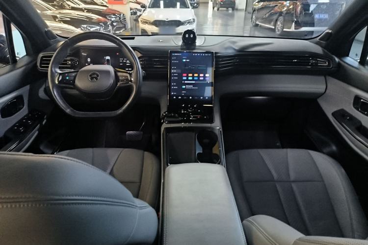 Used Nio ES8 2020 415 KM Signature Edition 7-Seater Version
