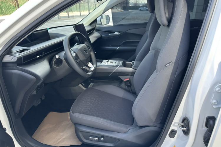 Used Changan Eado PHEV 2025 Smart New Blue Whale 145KM High-Energy Edition