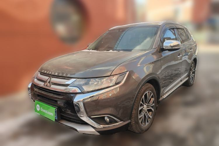 Used Mitsubishi Outlander 2016 2.4L 4x4 Elite Edition 7-Seater