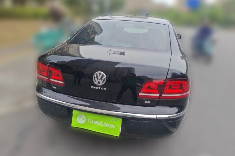 Used Volkswagen Phaeton 2012 3.6L Deluxe Custom Edition
