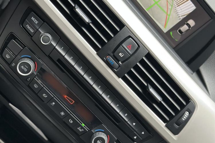 Used BMW 3 Series GT 2014 320i Leading Model