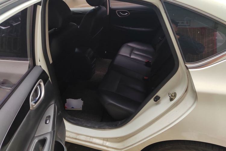 Used Nissan Sylphy 2018 1.6XV CVT Deluxe Edition Left Rear Seat