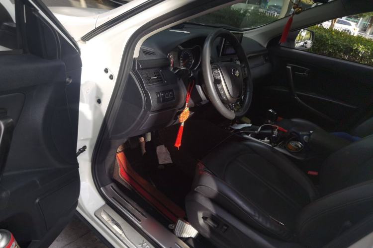 Used Bestune X80 2017 2.0L Manual Luxury Edition
