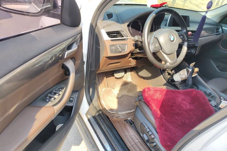 Used BMW X1 2019 sDrive18Li Premium Edition Driver Seat