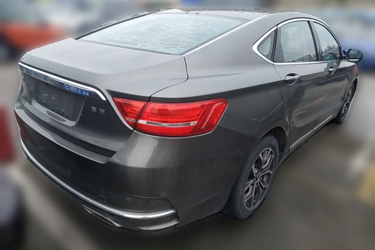 Used Geely Auto Emgrand GT 2017 2.4L Standard Version