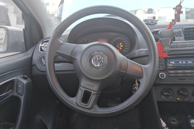Used Volkswagen Polo 2011 1.6L Automatic ZhiShang Version