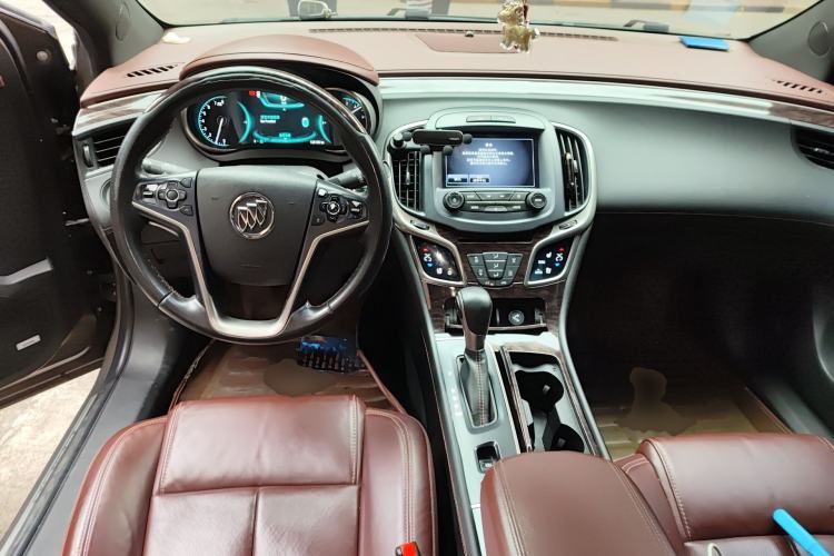 Used Buick LaCrosse 2013 2.4L SIDI Luxury Comfort Edition Center Console