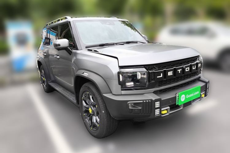 Used JETOUR Traveler C-DM 2024 C-DM 208KM Mountain & Wilderness Edition Front Right 45 Deg