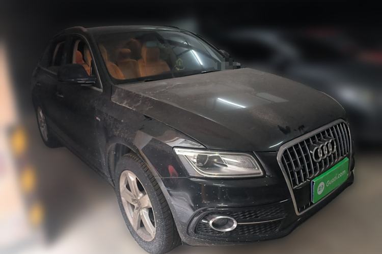 Used Audi Q5 2018 Collector's Edition 40 TFSI Ambition Model
