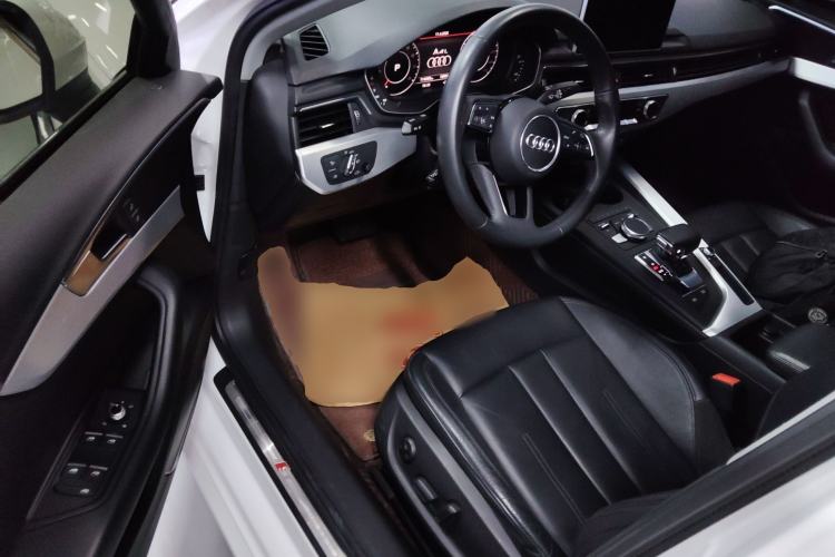 Used Audi A4L 2018 30th Anniversary Edition 40 TFSI Fashion Model Driver Seat