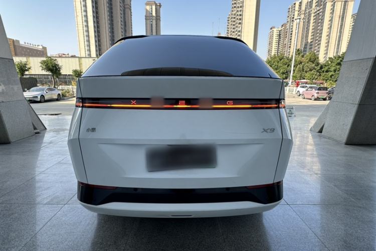 Used XPeng X9 2024 610 Long-Range Pro
