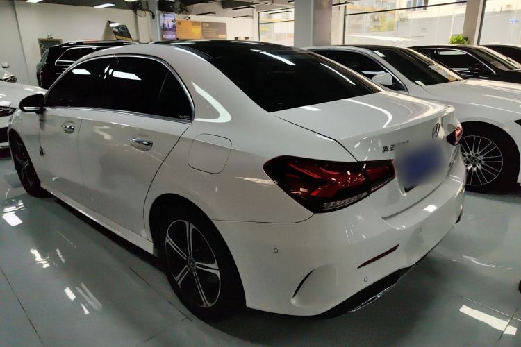 Used Mercedes-Benz A-Class 2022 Revised Version A 200 L Sport Sedan Fashionable Style Rear Left 45 Deg