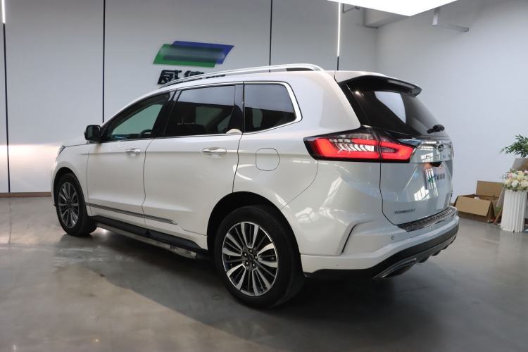 Used Ford Edge 2021 PLUS EcoBoost 245 Two-Wheel-Drive Titanium 7-Seater