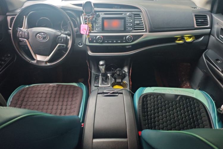 Used Toyota Highlander 2015 2.0T Two-Wheel Drive Luxury Edition 7 Seats