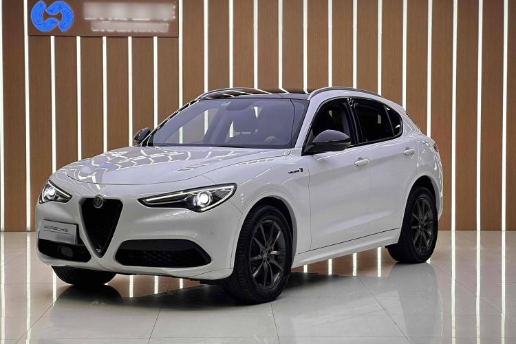 Used Alfa Romeo Stelvio 2017 2.0T 200HP Luxury Edition