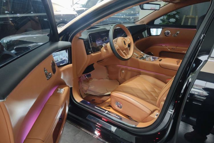 Used Hima S800 2025 Model, Range-Extended Starlight Premium Edition, 5 Seats