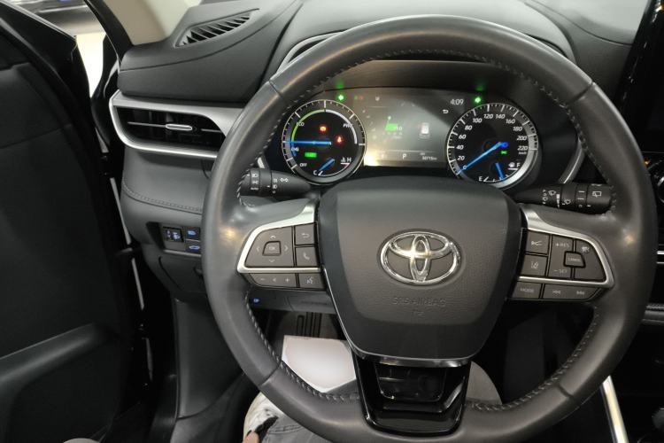 Used Toyota Highlander 2022 Dual-Engine 2.5L Four-Wheel Drive Prestige Version 7 Seats