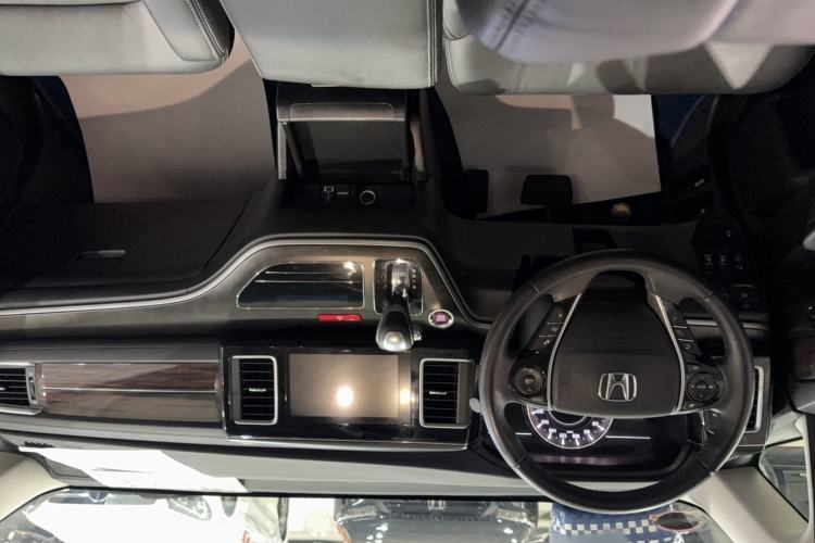 Used Honda Elysion 2016 2.4L Luxury Edition Interior 5