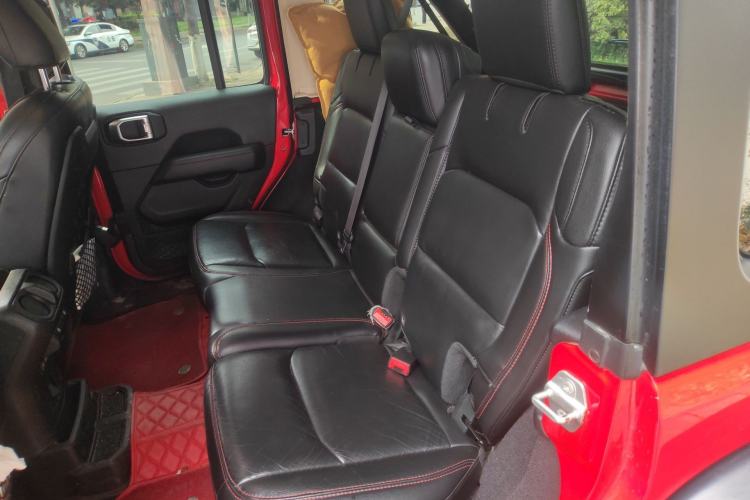 Used Jeep Wrangler 2019 2.0T Rubicon Four-Door Version China VI Emission Standard