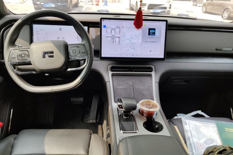 Used Polestones 01 2023 All-Purpose 7-Seater Version
