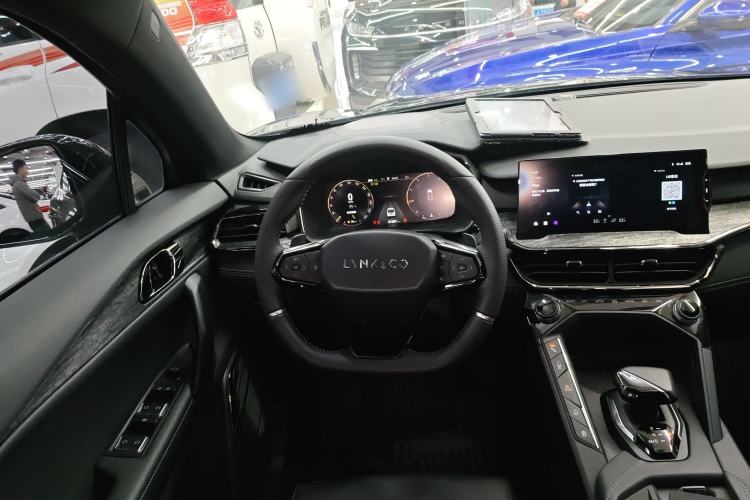 Used Lynk & Co 06 2020 1.5T JinPro model
