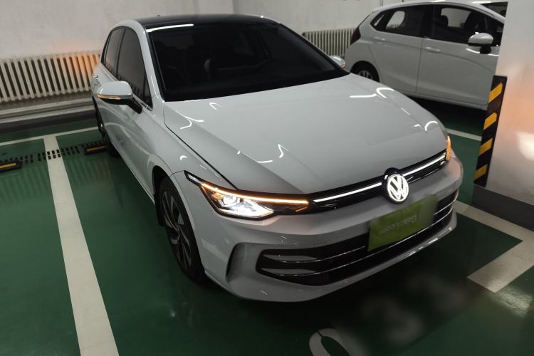 Used Volkswagen Golf 2025 300TSI Pro