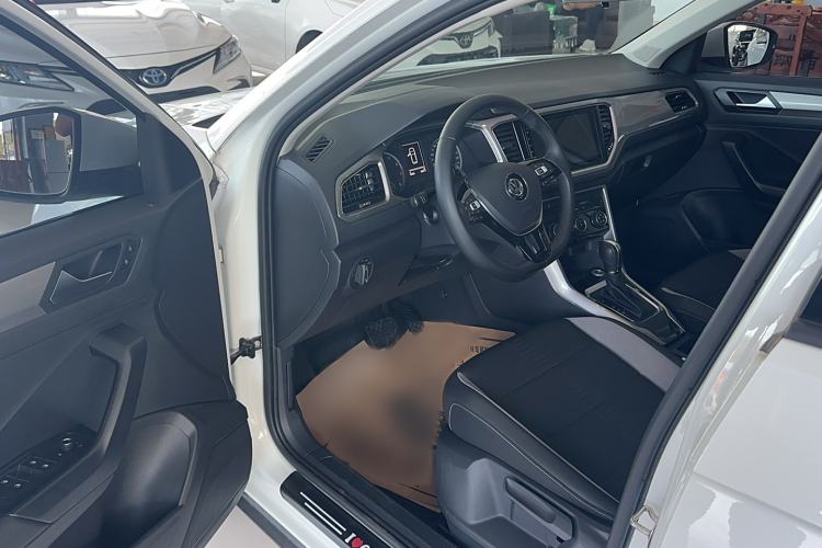 Used Volkswagen T-ROC 2019 230TSI DSG Two-Wheel-Drive Advanced Version China VI Standard