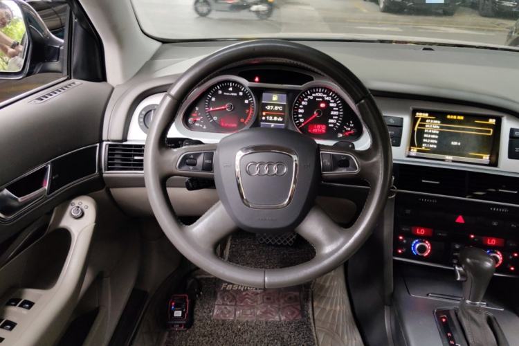 Used Audi A6L 2011 2.0 TFSI Automatic Standard Edition Steering Wheel