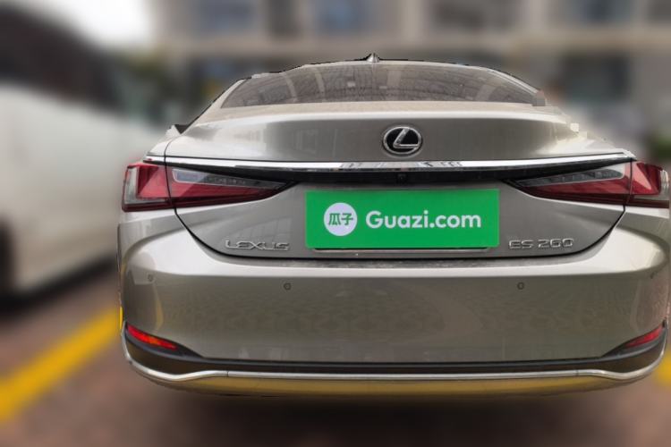 Used Lexus ES 2022 200 Excellence Edition
