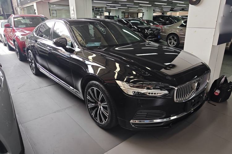 Used Volvo S90 New Energy 2021 T8 eDrive Hybrid Zhiyi Luxury Edition
