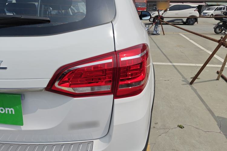 Used Haval H6 2017 Red-Label Sport Edition 1.5T Automatic Two-Wheel Drive Luxury Model
