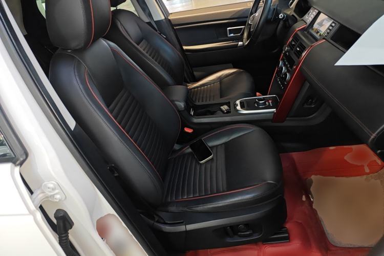 Used Land Rover Discovery Sport 2019 240 PS SE Dynamic Version China VI Standard Right Front Seat