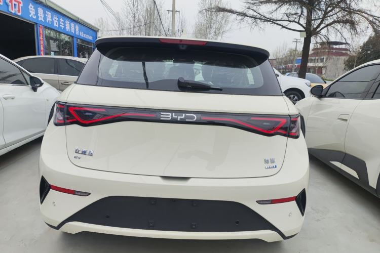 Used BYD Dolphin 2025 Intelligent Driving Version 410 km Fashion Edition