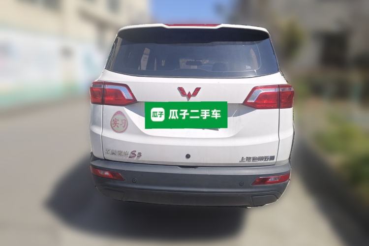 Used Wuling Hongguang S3 2018 1.5L Manual Comfort Model China V Standard