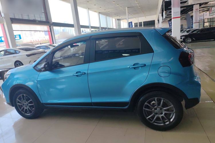 Used Geely Auto Vision X3 2021 PRO 1.5L CVT Deluxe Model
