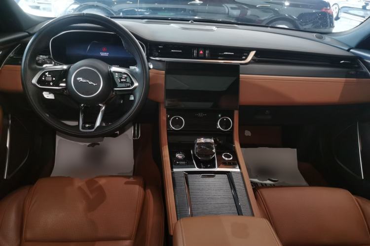 Used Jaguar XFL 2023 XFL 2.0T P300 Four-Wheel-Drive Flagship Sport Edition
