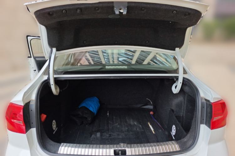 Used Volkswagen Bora 2018 1.5L Automatic Fashion Model Trunk