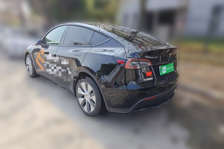 Used Tesla Model Y 2022 Long-Range All-Wheel-Drive Version