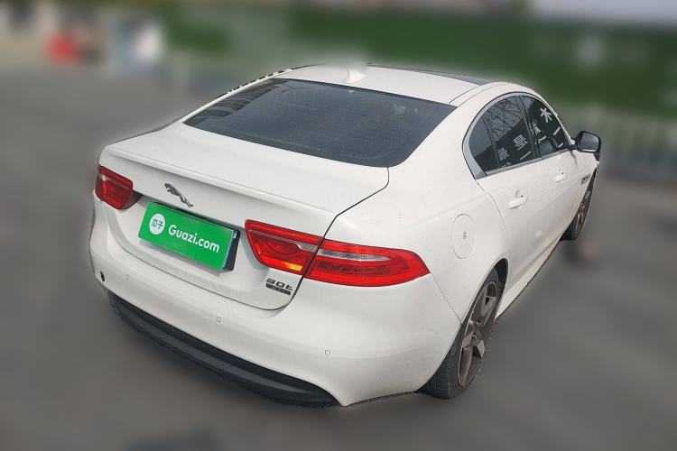 Used Jaguar XE 2015 2.0T 200 PS R-Sport