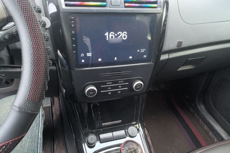 Used HYOSOW S3 2015 1.5L Luxury Model China V Standard Audio And AC Panel