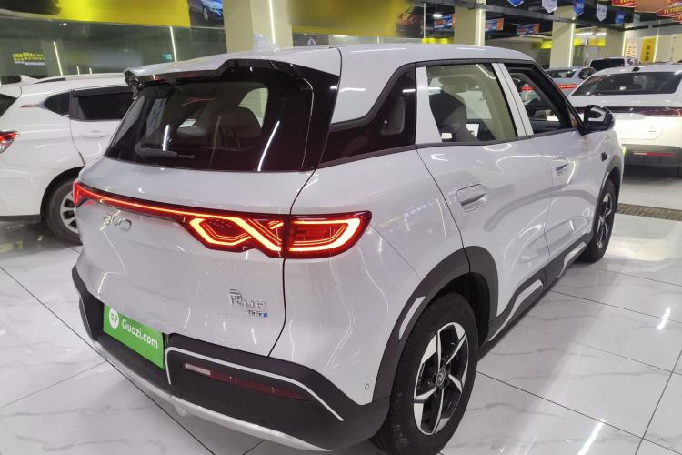 Used BYD Yuan UP 2025 Intelligent Driving Version 401 km Leading Edition