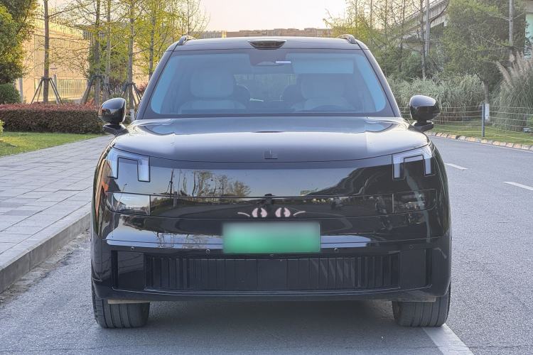 Used Lynk & Co 900 2025 1.5T Ultra
