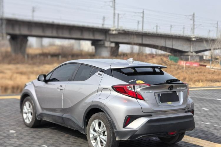 Used Toyota IZOA 2021 2.0L Yixing Version