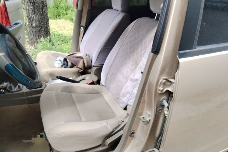 Used Wuling Hongguang 2010 1.2L Comfort Edition China IV Left Front Seat