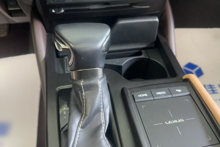 Used Lexus ES 2018 200 Excellence Edition China V Standard Gear Lever